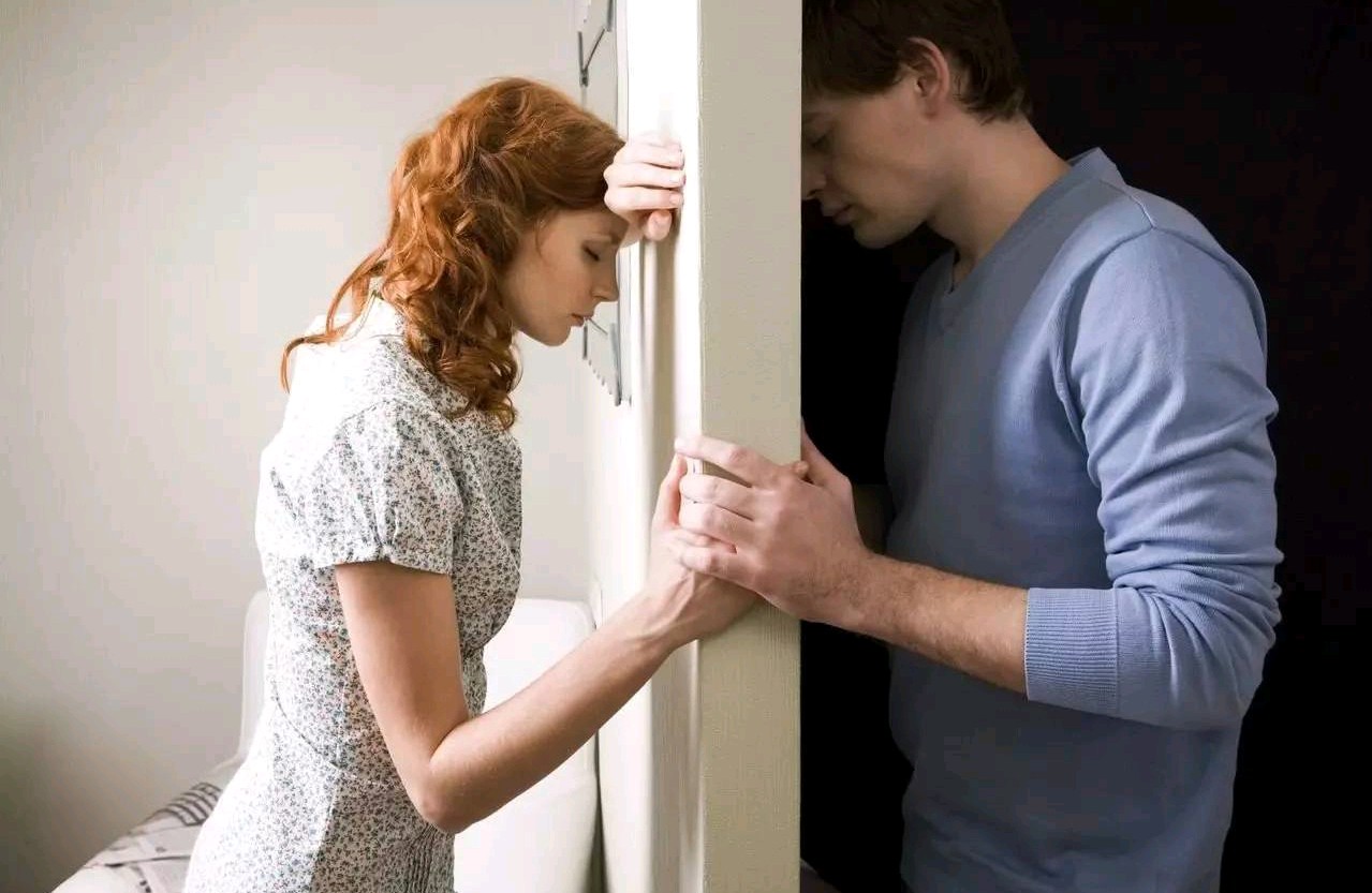 别让感情输在纠缠和辩理中-松果倾诉语音聊天